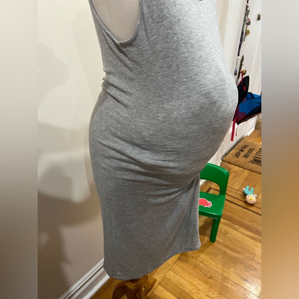 Splendid size large gray ruched maternity dress - Picture 4 of 6